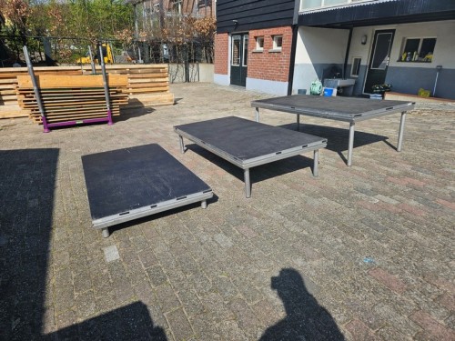 Podium 3x3m (60cm hoog)